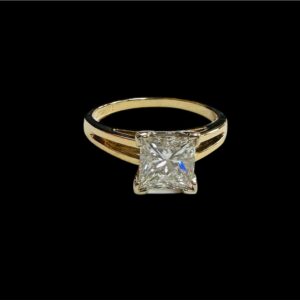 Princess Cut Diamond Solitaire